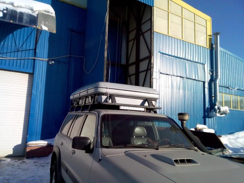 Кофр на экспедиционный багажник