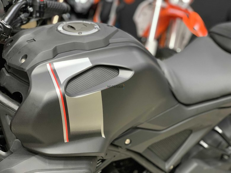 Мотоцикл Hiro 250