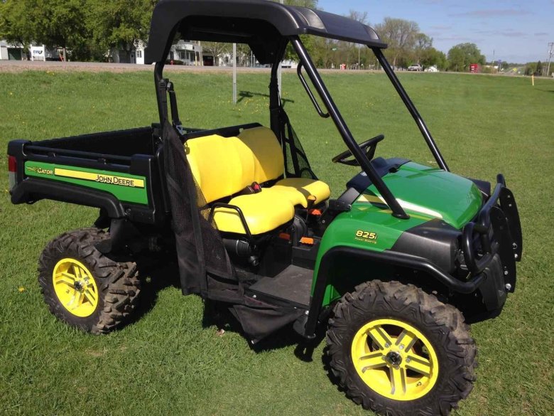 Джон Дир квадроцикл