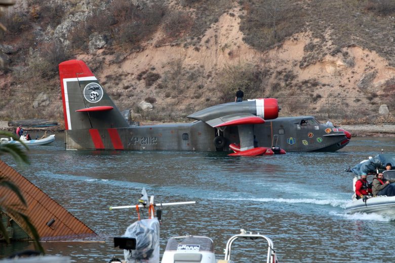 Неудержимые самолет ан26