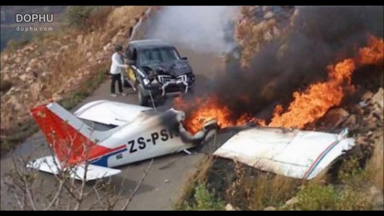 Разбиваются машины и самолеты