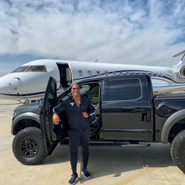 Дуэйн Джонсон и его машины