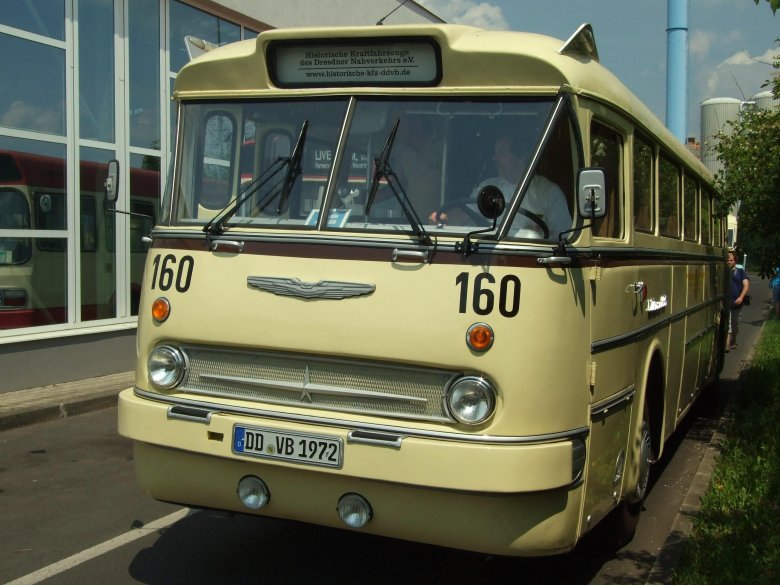 Икарус 66 салон