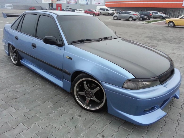 Daewoo Nexia обвес синяя