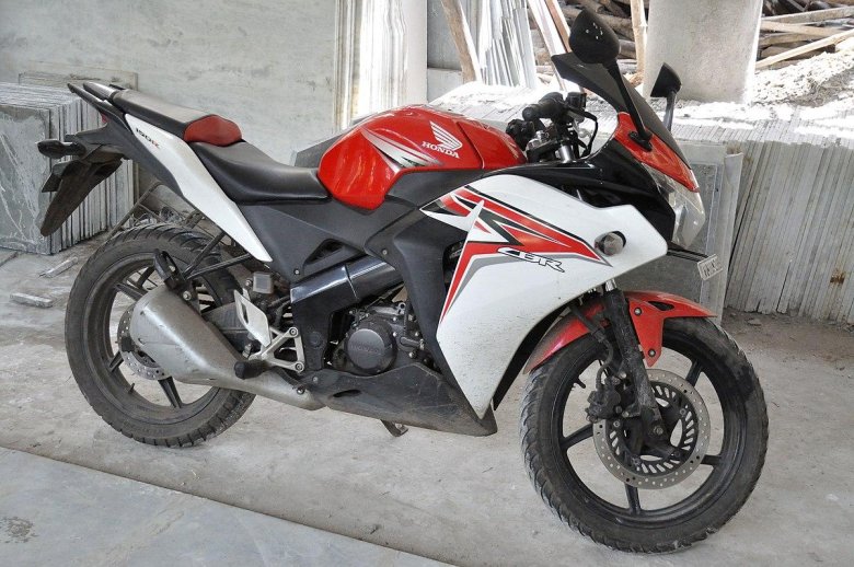 Honda CBR 150r