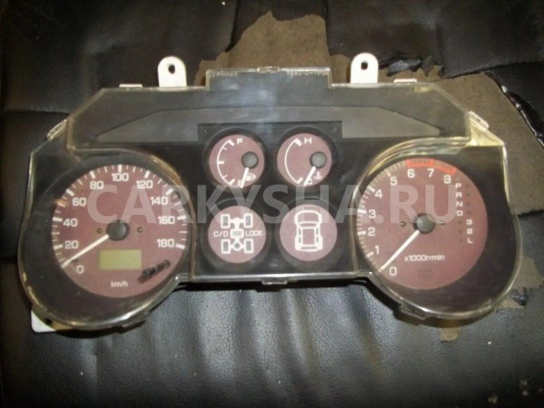 Мицубиси Паджеро панель приборов