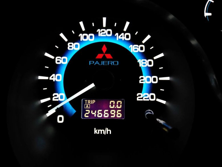 Электронная приборная LCD-панель для Mitsubishi Pajero Sport 3