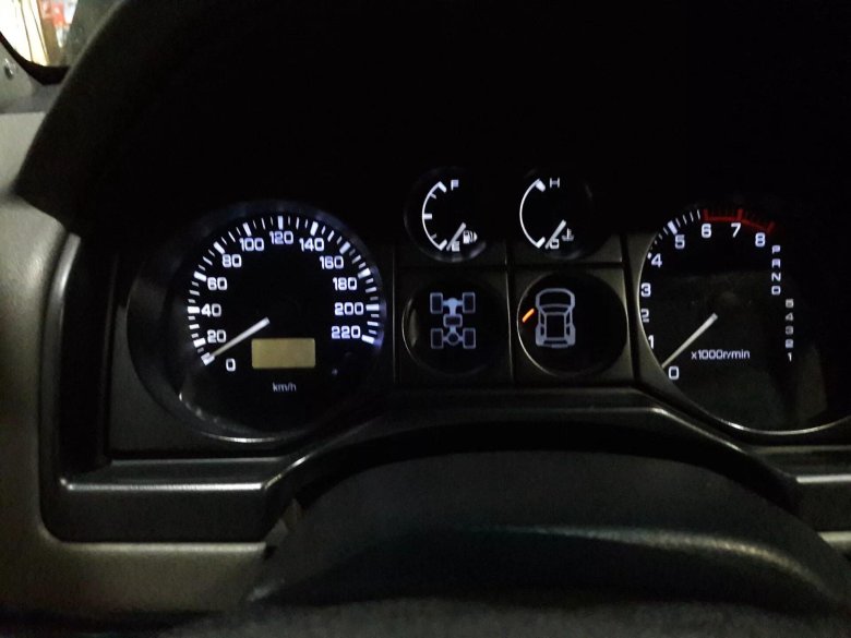 Панель приборов Паджеро 3 3.2 дизель