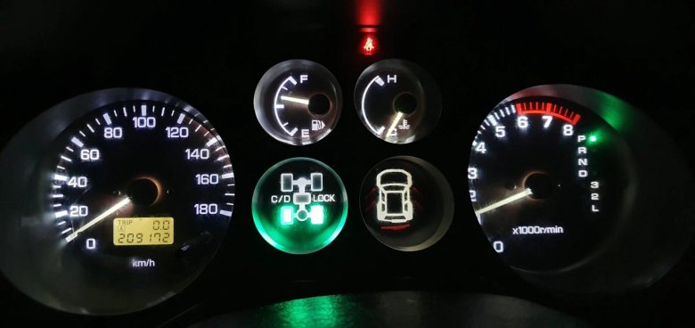 Лампы приборной панели Митсубиси Паджеро 3