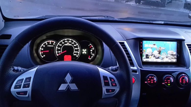 Панель приборов Митсубиси л200