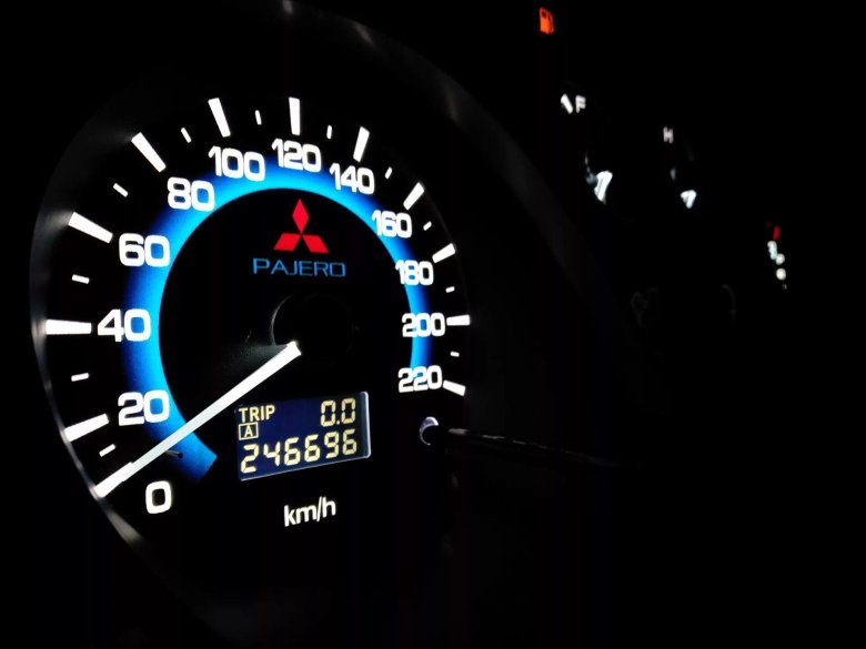 Электронная приборная LCD-панель для Mitsubishi Pajero Sport 3