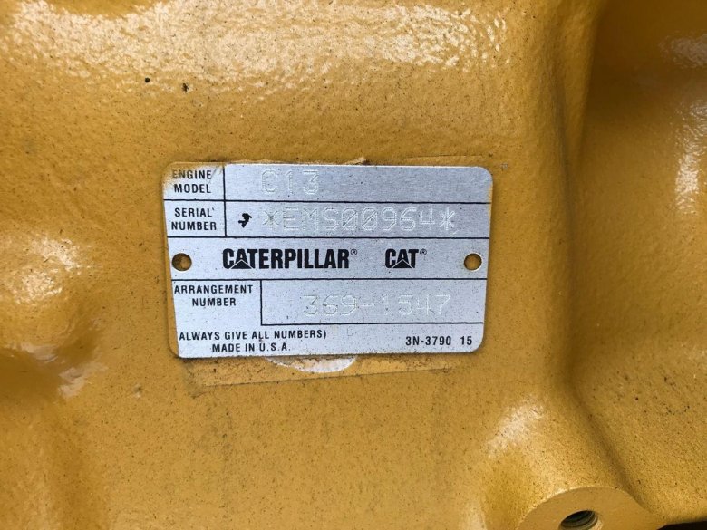 Двигатель Caterpillar с15 шильда
