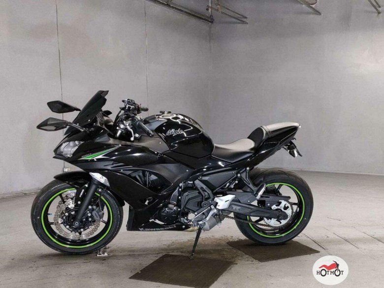 Автомобиль