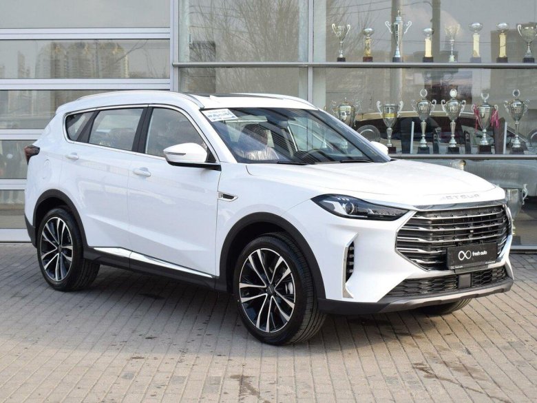 Машина Jetour x70 Plus