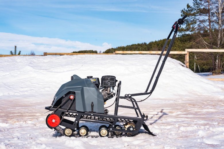 Мотобуксировщик Бурлак м2