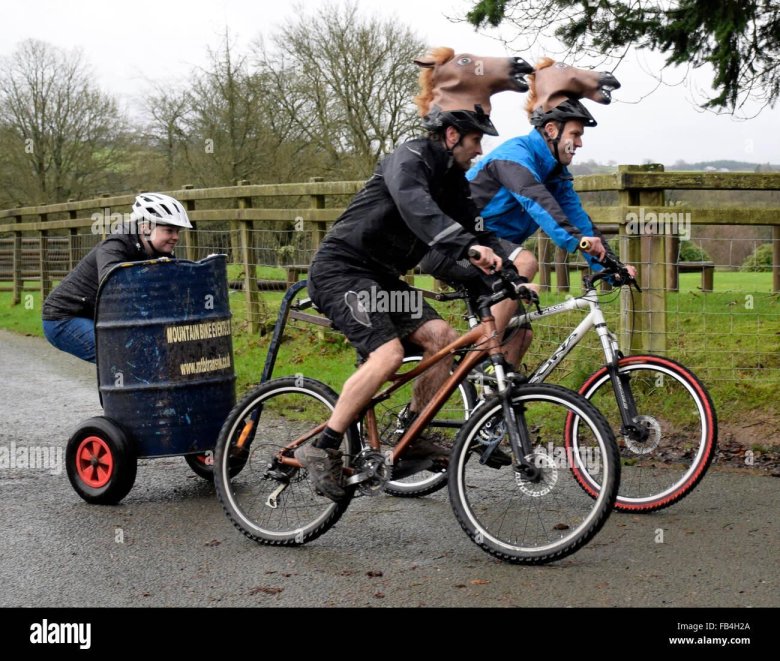 Колесница с мотоциклами