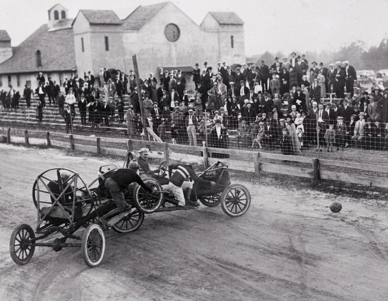 Гонки на мотоколесницах