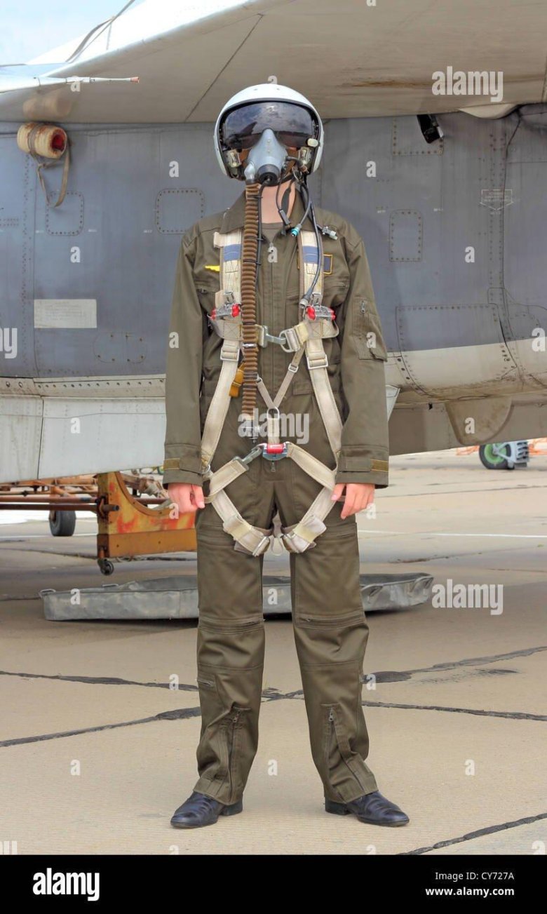 Костюм пилота истребителя ВКС РФ