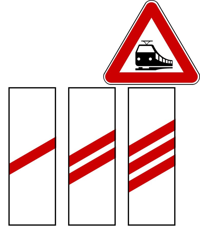 Железнодорожный переезд со шлагбаумом