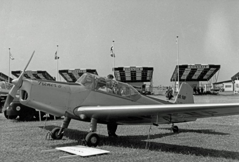 Zlin z-326