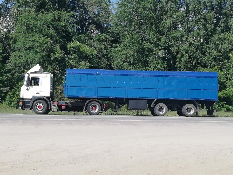 МАЗ 6430 зерновоз