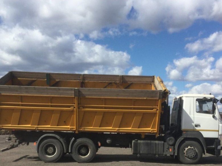 МАЗ 6501в9 зерновоз