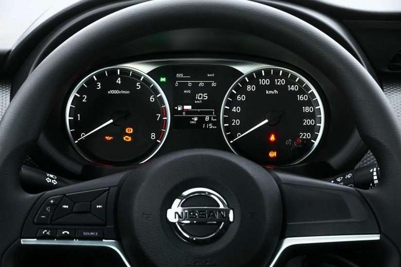 Ниссан Кашкай 2016 приборная панель