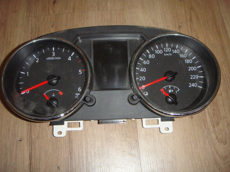 Nissan Qashqai j10 панель