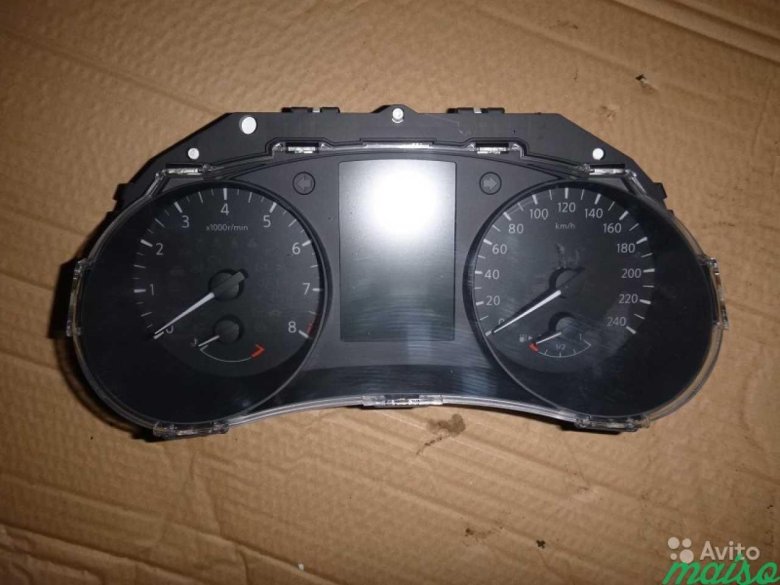 Приборная панель Nissan Qashqai j11