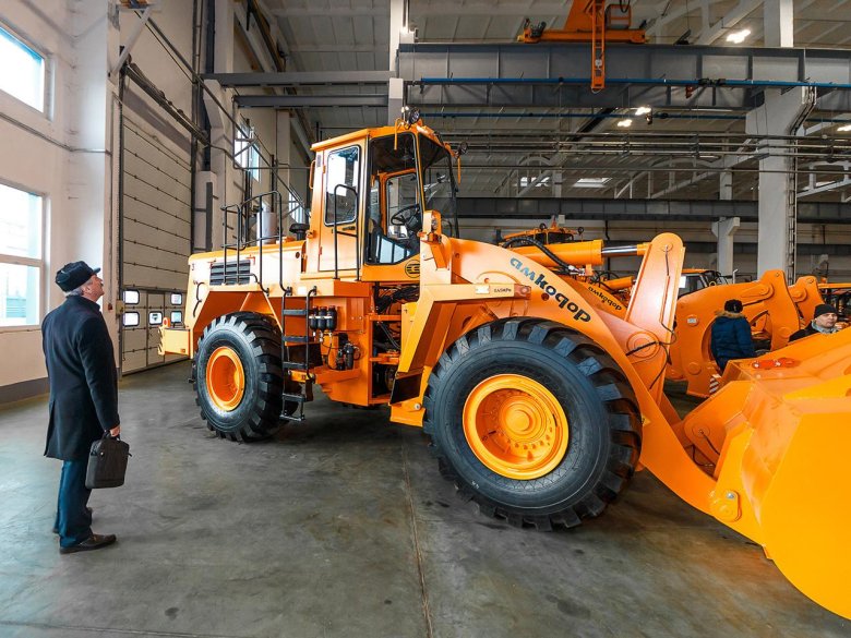 Амкодор а-323