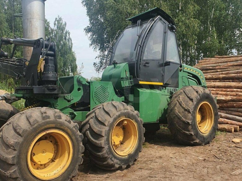 Харвестер Амкодор 2551