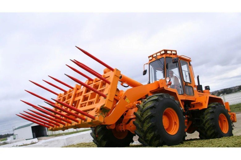 Погрузчик универсальный Амкодор 352с