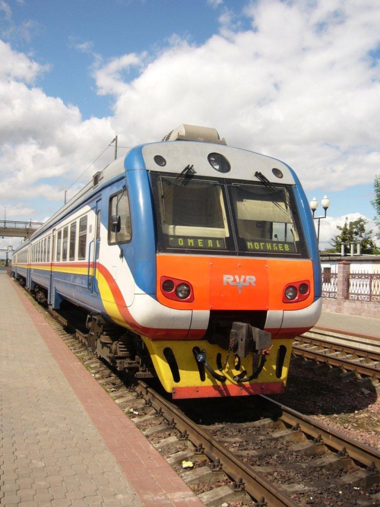 Дизель поезд др1б салон