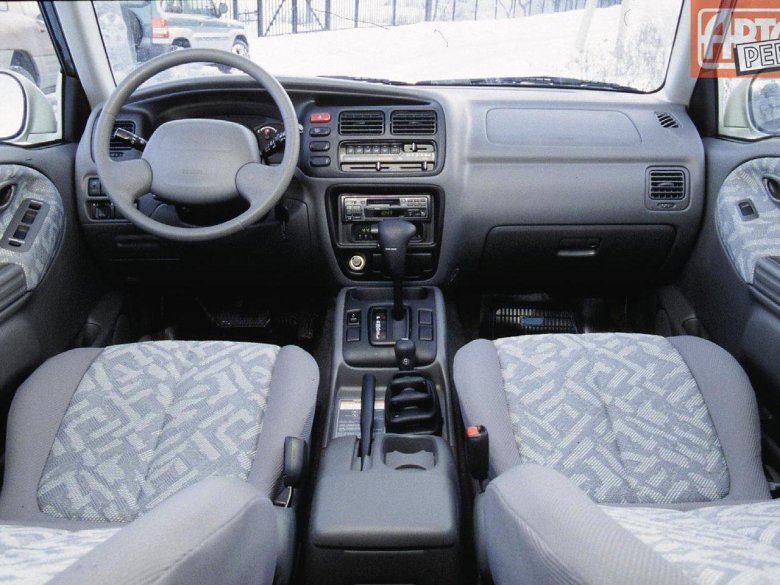Suzuki Grand Vitara 2000 салон