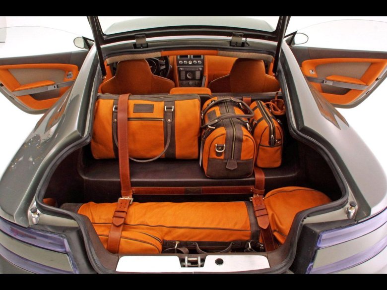 Астон Мартин amv8