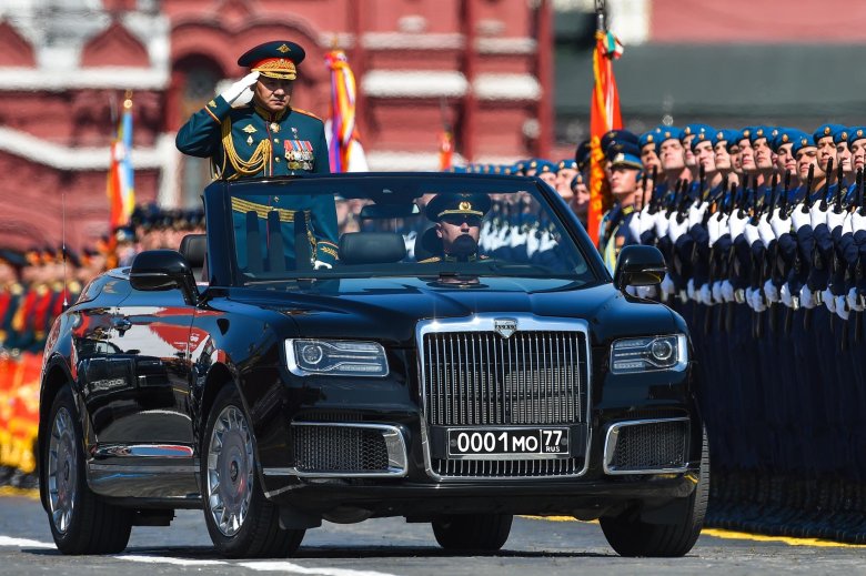 Сергей Шойгу на параде Победы