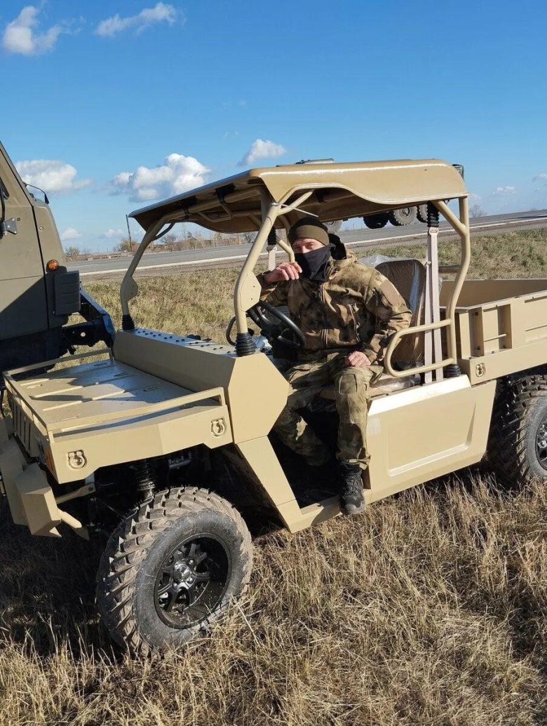 Мотовездеходы DESERTCROSS 1000-3