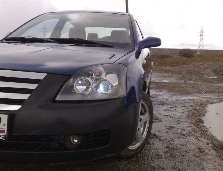 Фара чери Фора