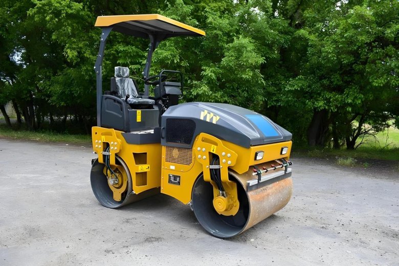 Мини-каток XCMG xmr403