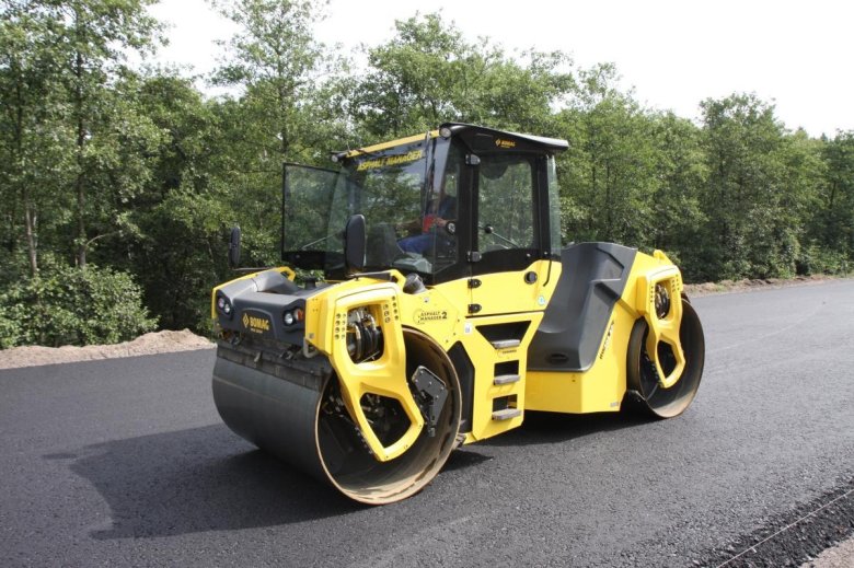 Каток Bomag BW-206