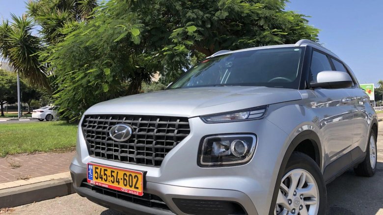 Hyundai venue авто