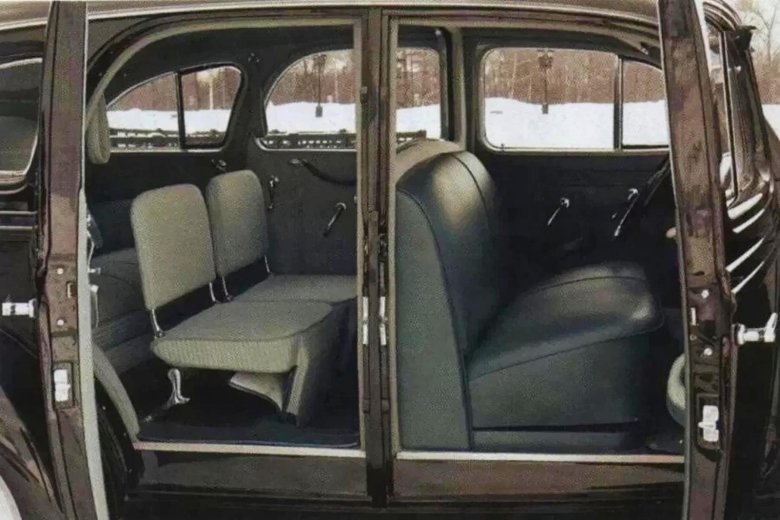 Автомобиль