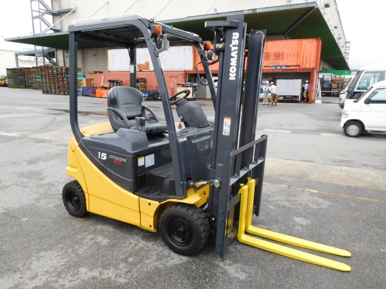 Komatsu погрузчик вилочный электрический 15