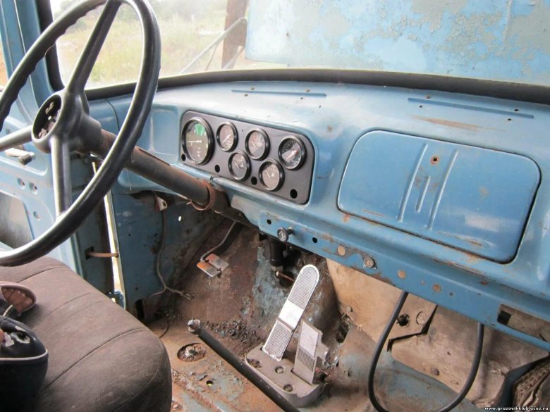 Внутри автомобиля