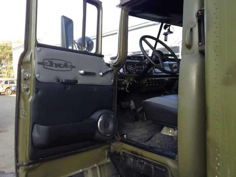 ЗИЛ 131 кабина