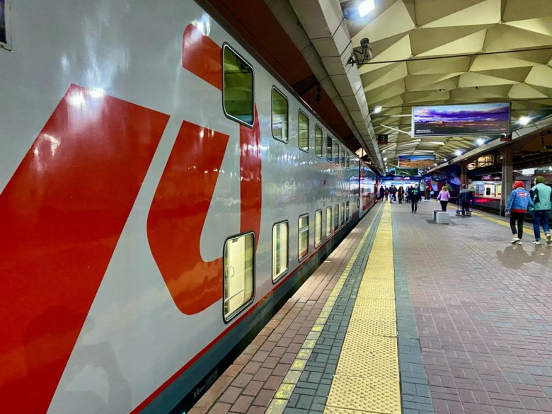 2 Этажный поезд Санкт-Петербург Москва