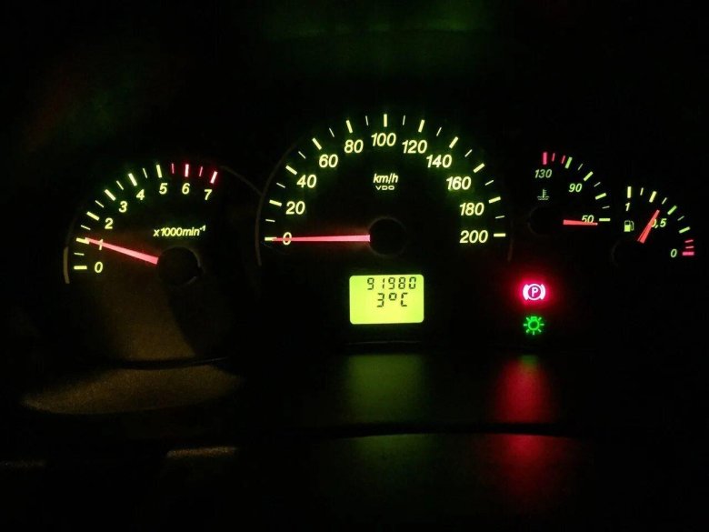 Приборка ВАЗ 2112 стрелка на 200