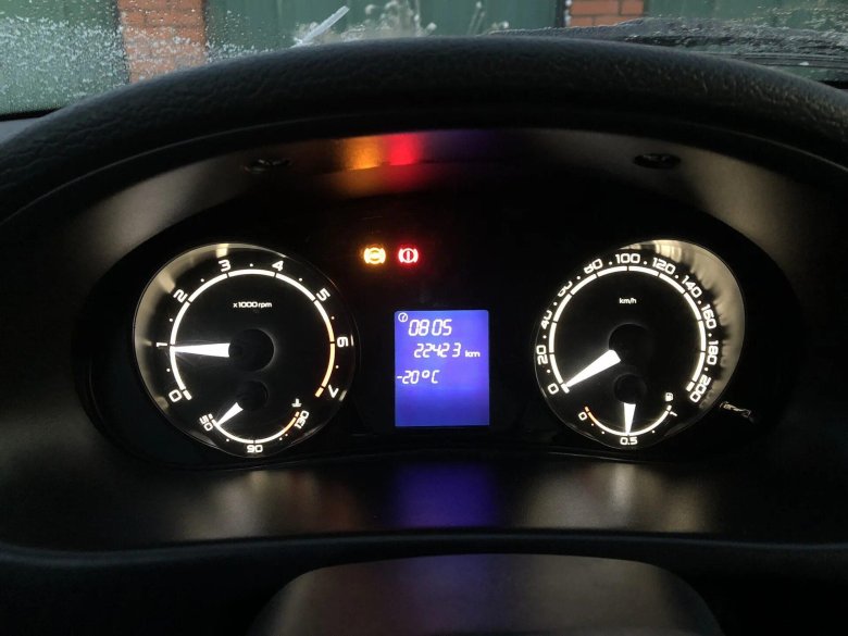 Панель приборов ВАЗ Приора 2