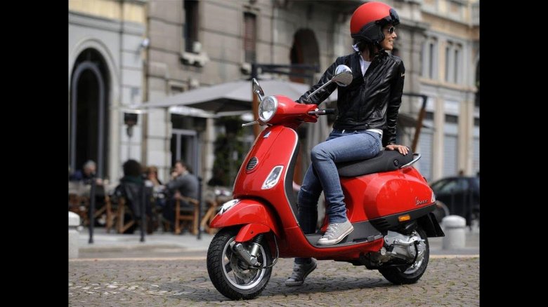 Скутер Веспа 50 кубов