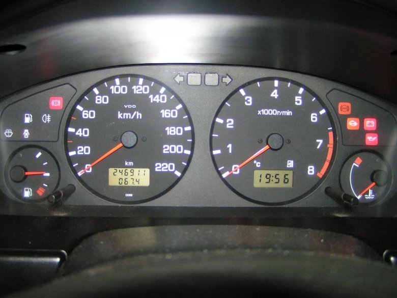 Панель приборов Nissan primera p11 99 год